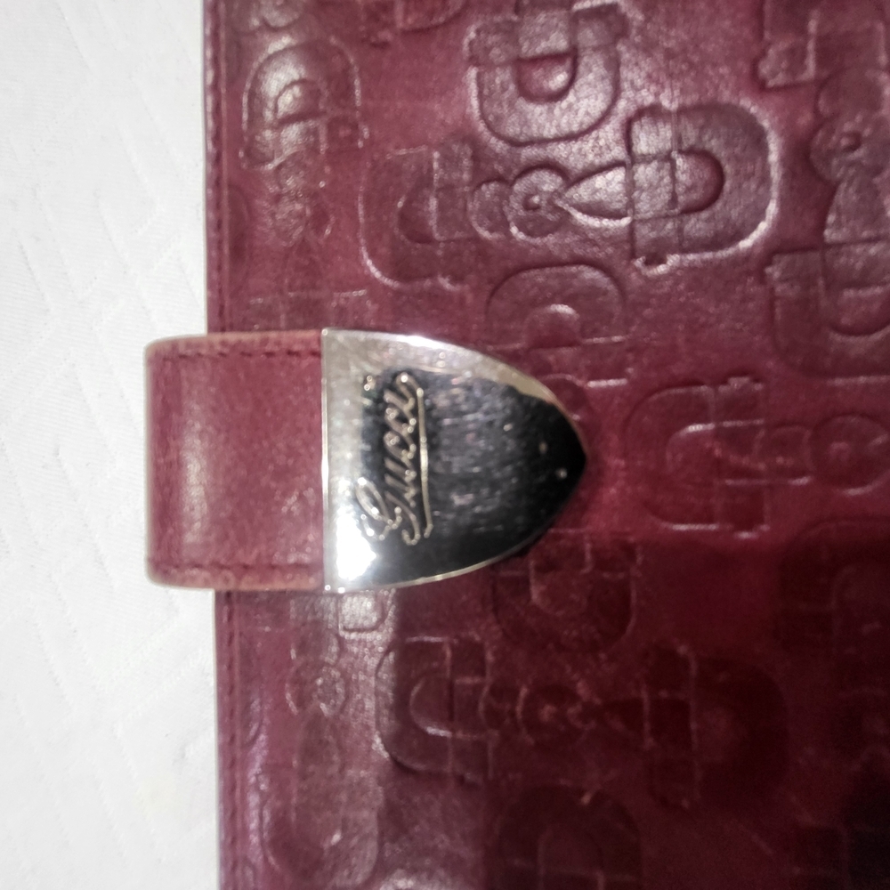 GUCCI DEBOSSED HORSE BIT BIFOLD WALLET LONG BURGANDY LEATHER w/COA. - Picture 2 of 12